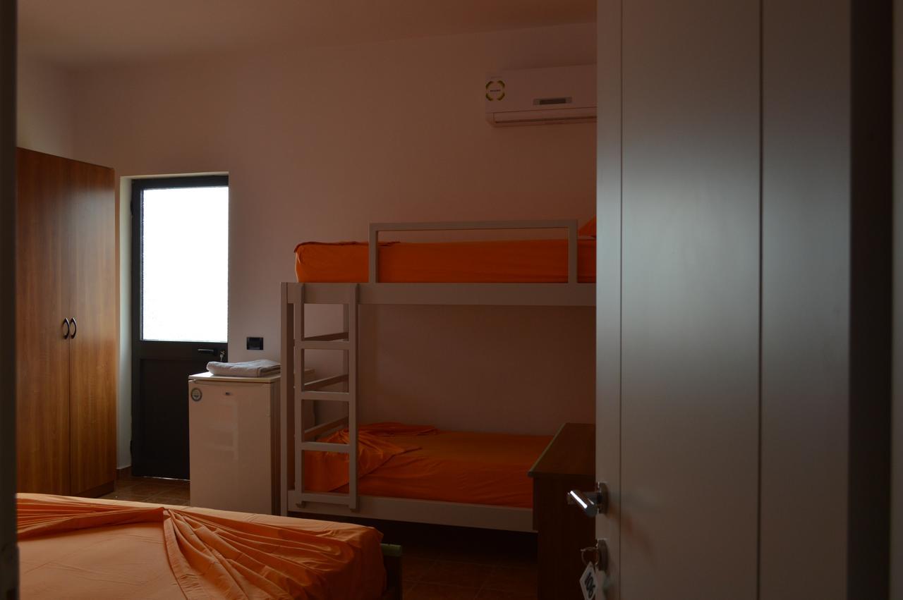 Hotel Bolonja Shëngjin エクステリア 写真